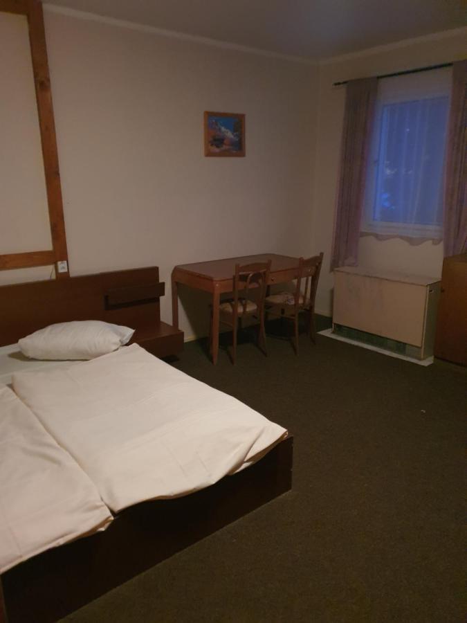 Hotel Pam 亚希莫夫 客房 照片